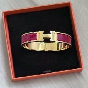 Hermès Clic H Bracelet – Rose Pourpre / Gold Plated – PM Size